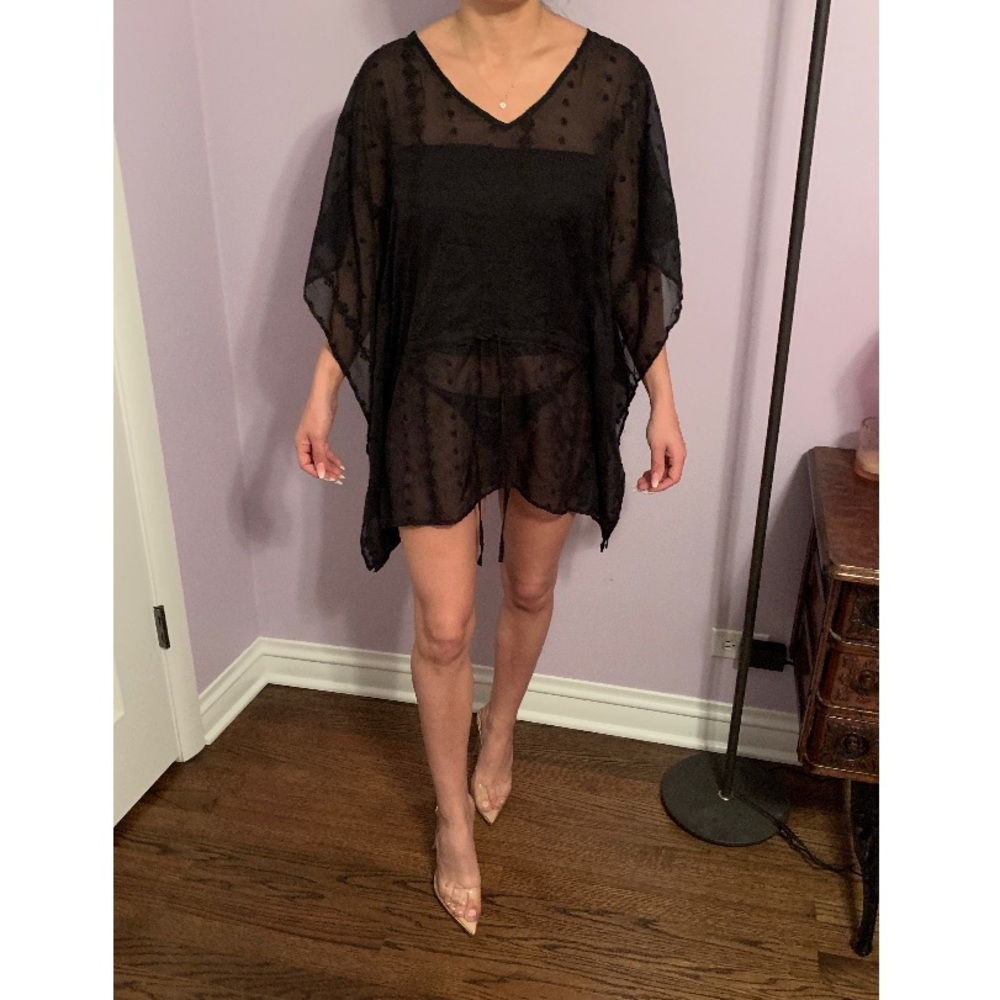 Swim suit coverup black